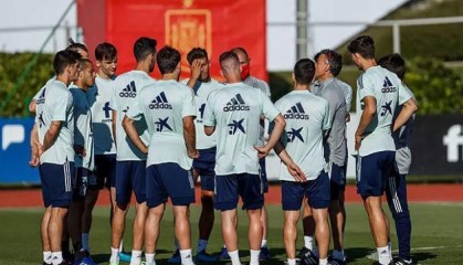 西媒：考虑到不良反应 西班牙队放弃接种新冠疫苗